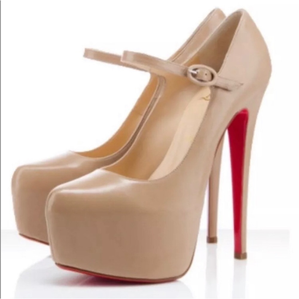 Christian Louboutin Mary Jane platform pump rare to find in good condition